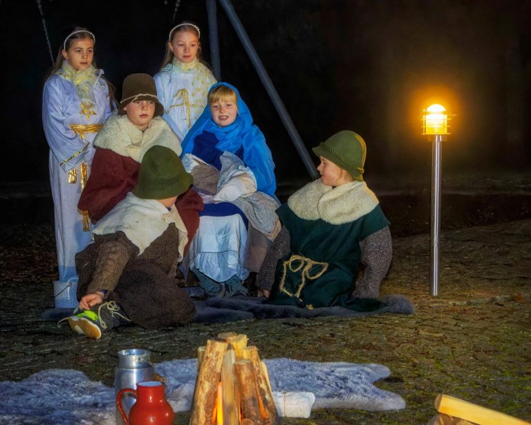 Hirtenkinder der Freudenberger Bauernbühne